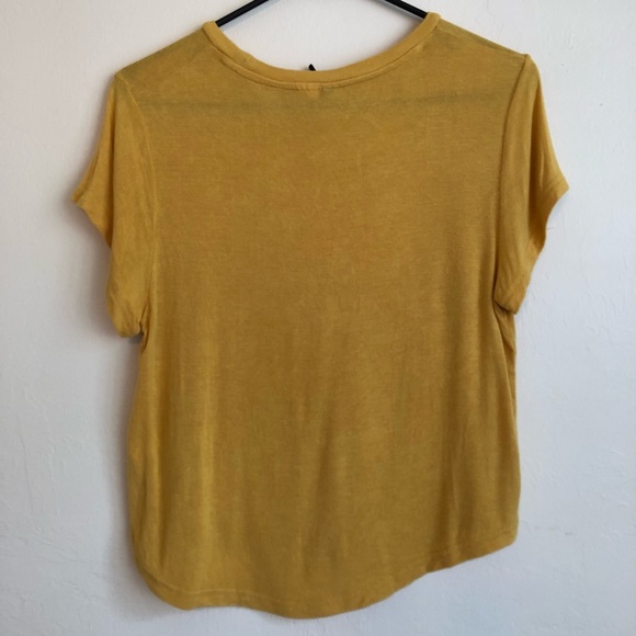 Yellow graphic tee - Picture 5 of 5